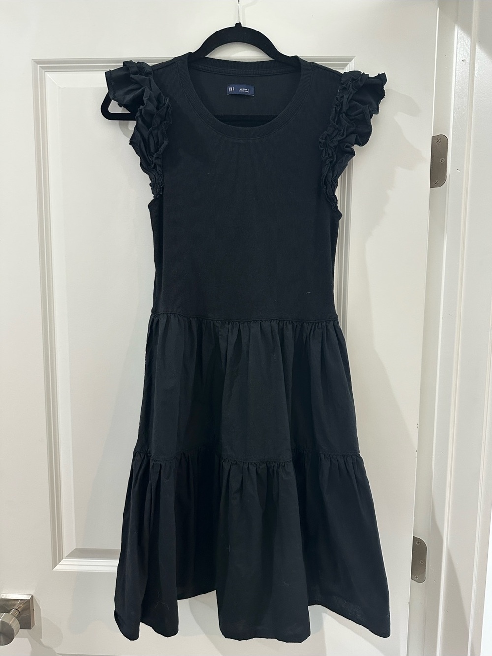 GAP Black Ruffle Sleeve Tiered Midi Dress